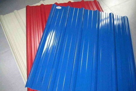 忻州彩鋼活動(dòng)房具有很好的結(jié)構(gòu)特性及防火規(guī)范要求